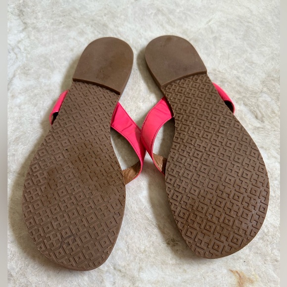 Tory Burch Thora pink patent leather sandals - Picture 5 of 8